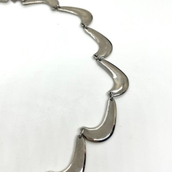 VINTAGE MODERNIST MOON CRESCENT LINK NECKLACE SILVER TONE SCALLOP BIB COLLAR - Picture 13 of 16